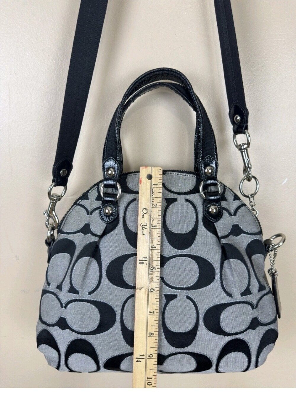 Coach POPPY- Y2K- Signature Satchel/Crossbody- Grey & Black- W/Bag Charm - Picture 11 of 15